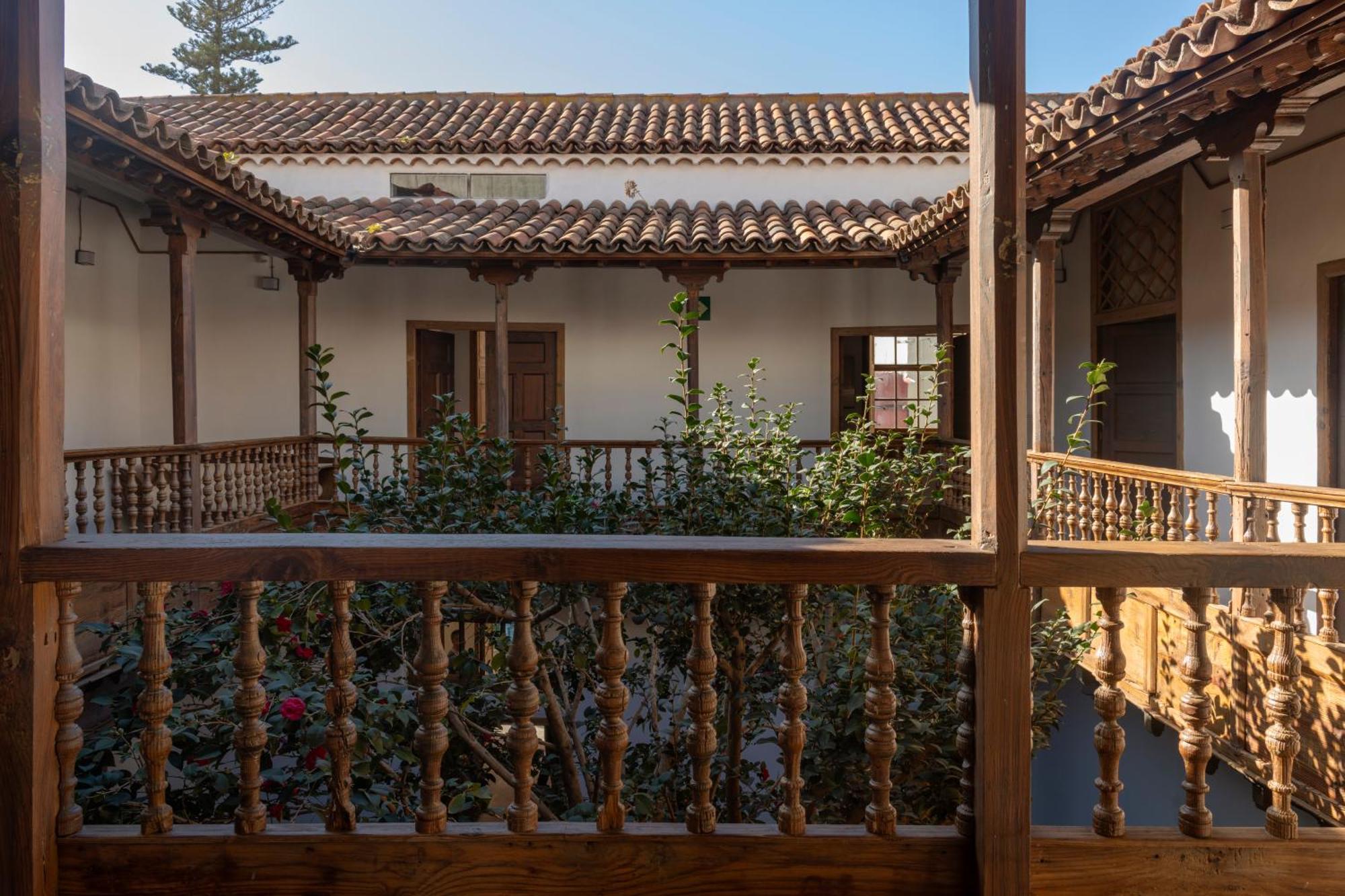 La Casa De La Camelia Hotel La Laguna  Exterior foto
